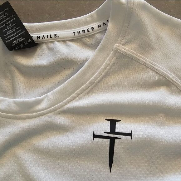 Three Nails Seamless Mens Tee White - Picture 4 of 4